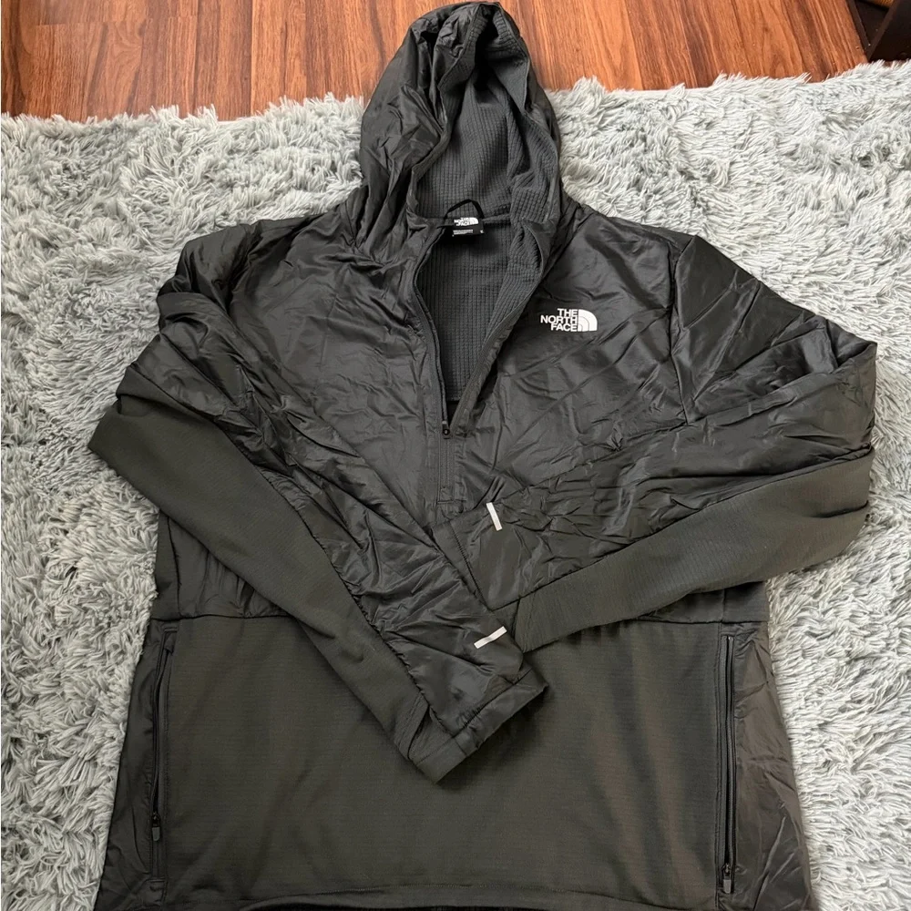 The North Face Men's Charcoal Windbreaker - Picture 1 of 5